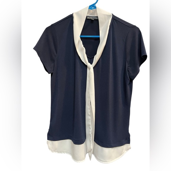 Adrianna Papell Navy Blue and White Short Sleeve Blouse with Front tie - Medium - Picture 3 of 7